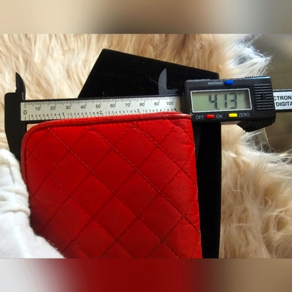 PRADA Quilted Fiery Red Nylon & Saffiano Leather Long Wallet Round Zipper - Picture 14 of 16